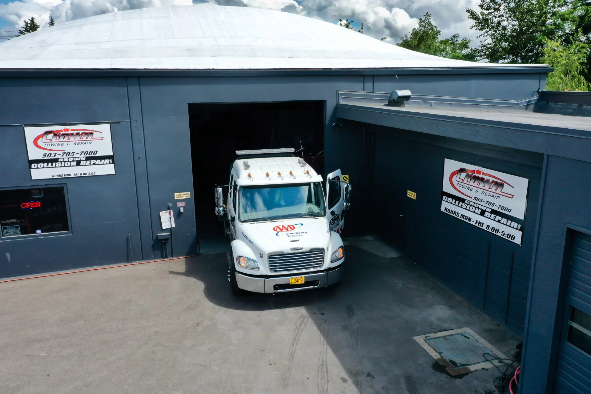 Crown tow operator ready to dispatch